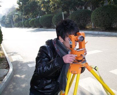 surveyor-surveying